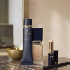 Clé de Peau Beauté Concealer