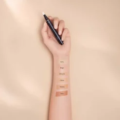 Clé de Peau Beauté Radiant Corrector For Eyes